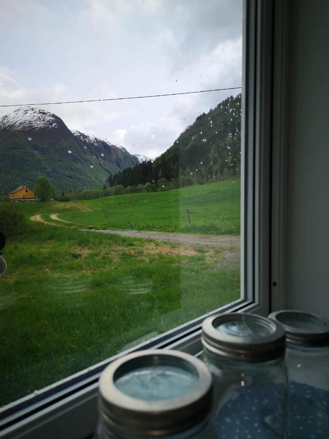 Hansali Holiday Home Fjærland Esterno foto